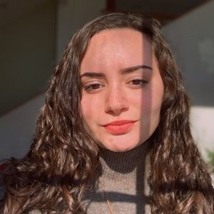 Meet your Posher, Juliette